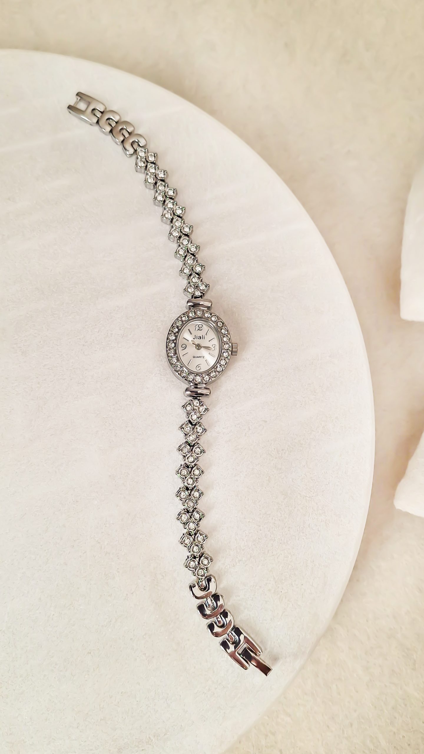 خرید اینترنتی ساعت دخترانه