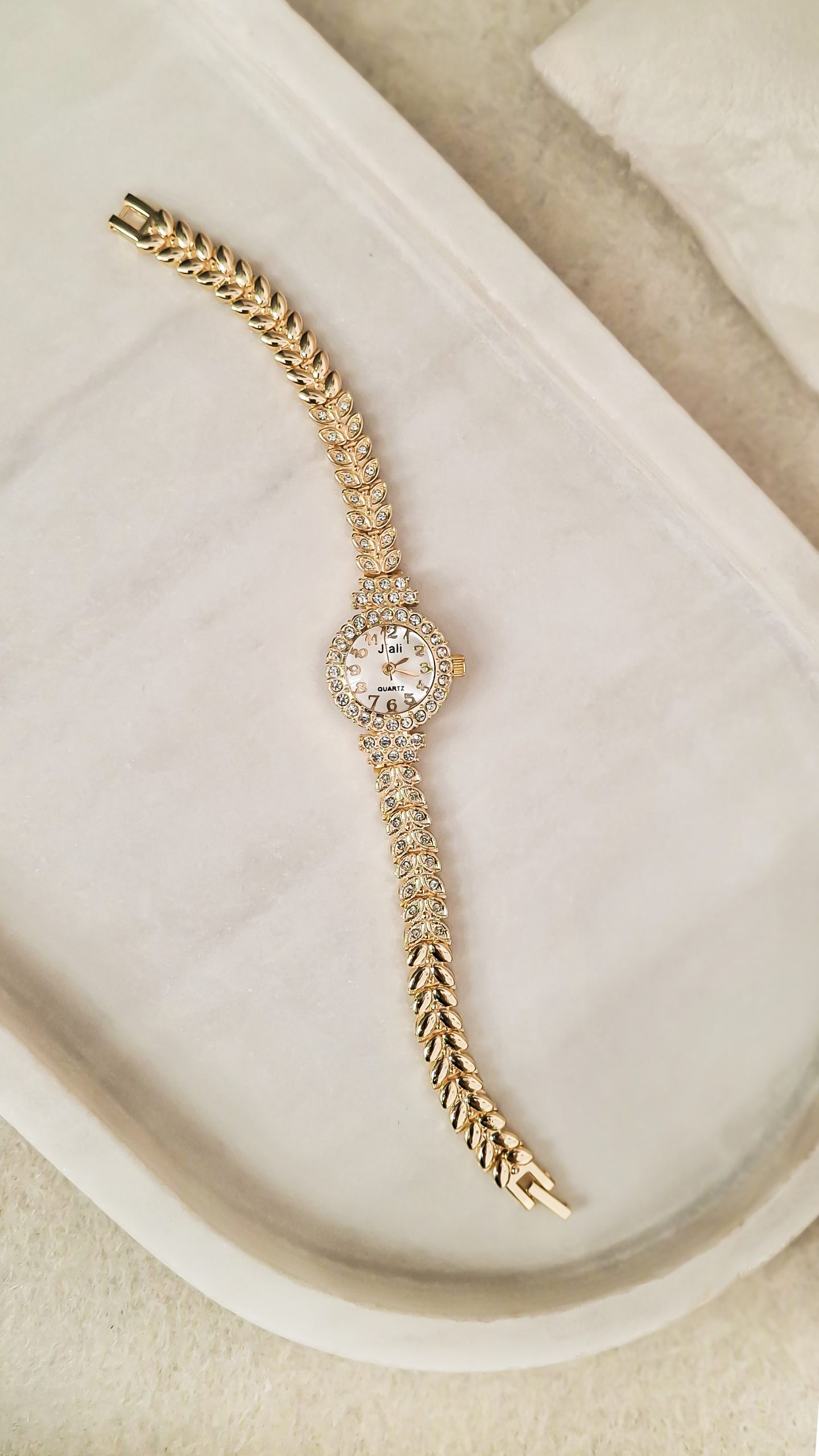 خرید اینترنتی ساعت دخترانه