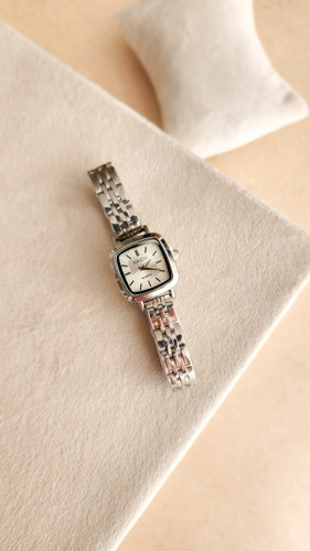 خرید اینترنتی ساعت دخترانه