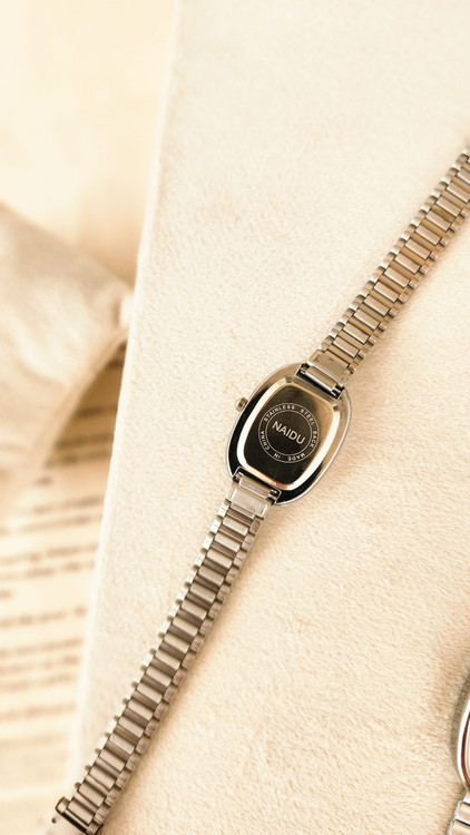 خرید اینترنتی ساعت دخترانه