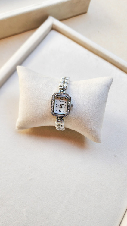 خرید اینترنتی ساعت دخترانه