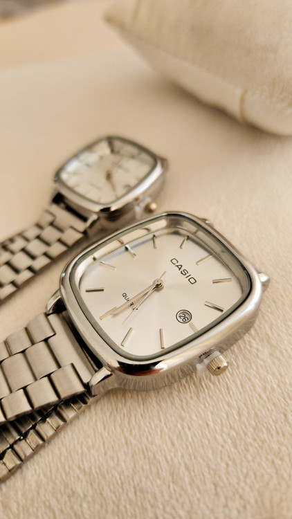 خرید اینترنتی ساعت ست زنانه و مردانه