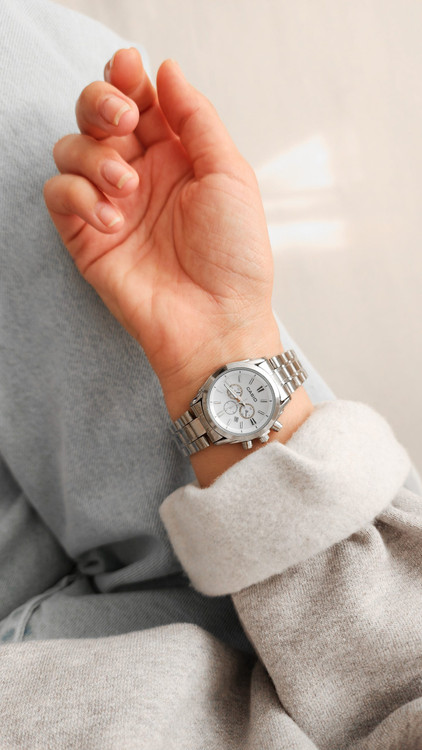 خرید اینترنتی ست زنانه و مردانه