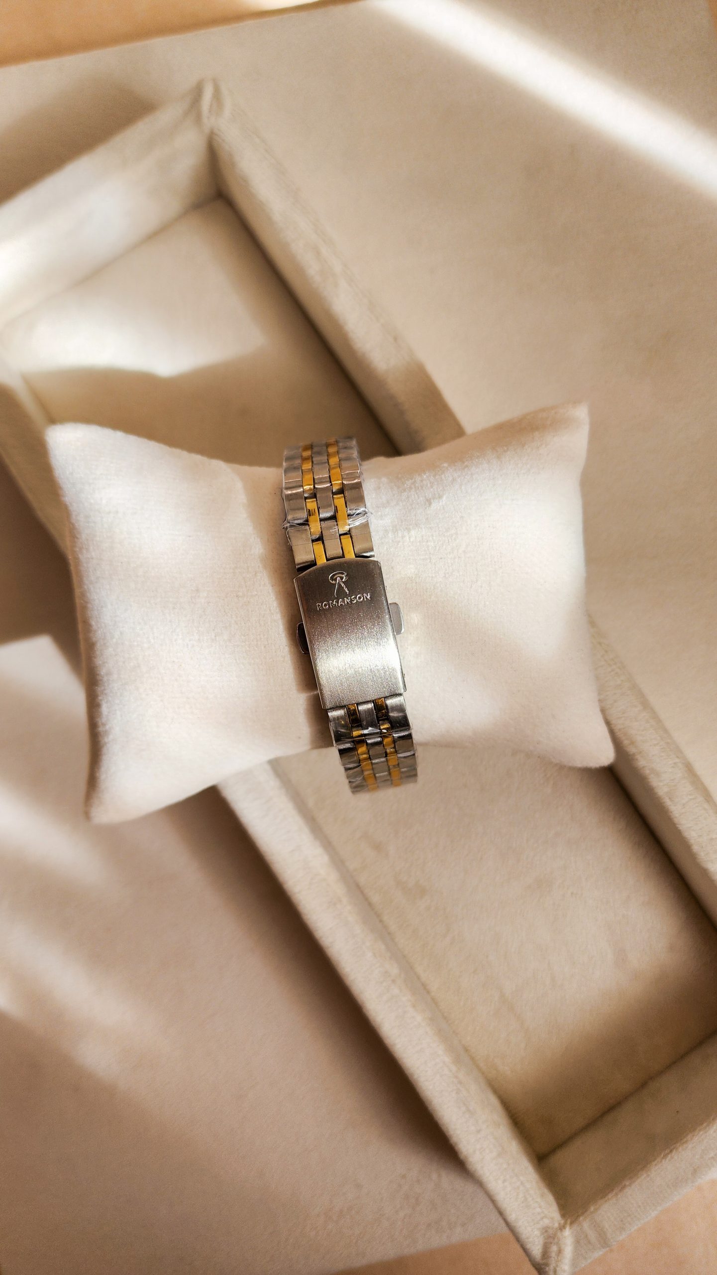 خرید اینترنتی ساعت ست