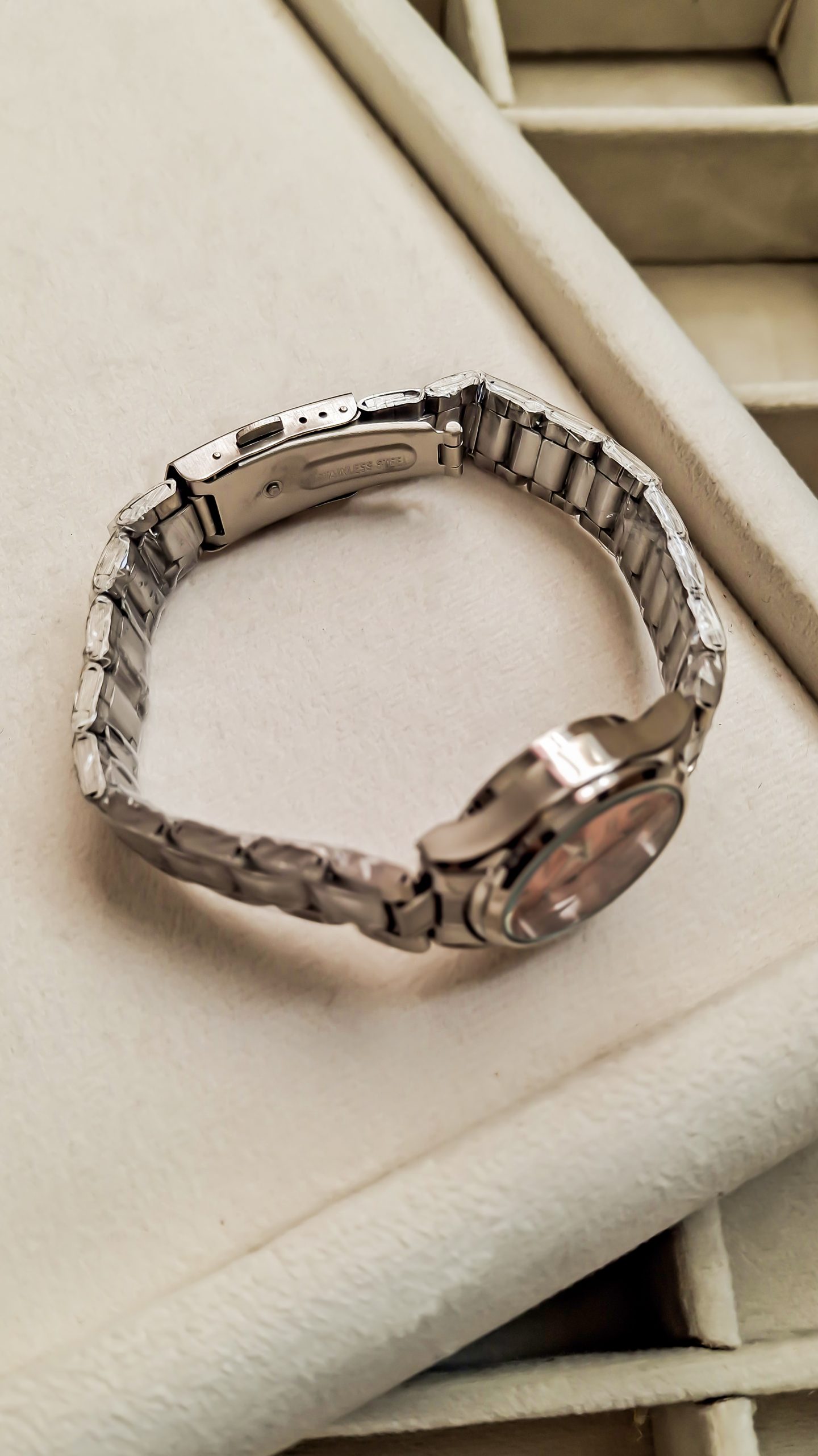 خرید اینترنتی ساعت دخترانه