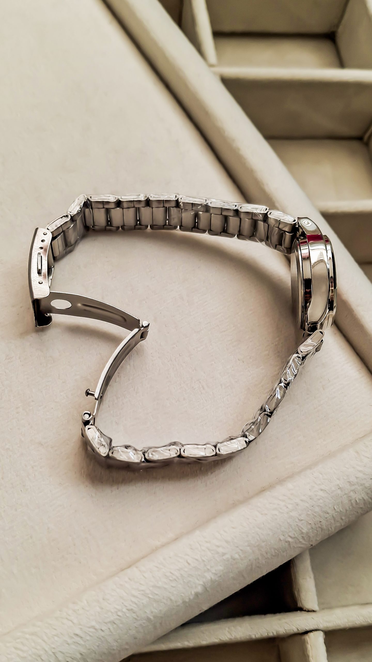 خرید اینترنتی ساعت دخترانه