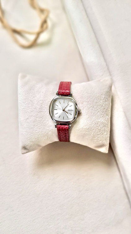 خرید اینترنتی ساعت دخترانه