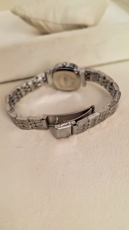 خرید اینترنتی ساعت دخترانه